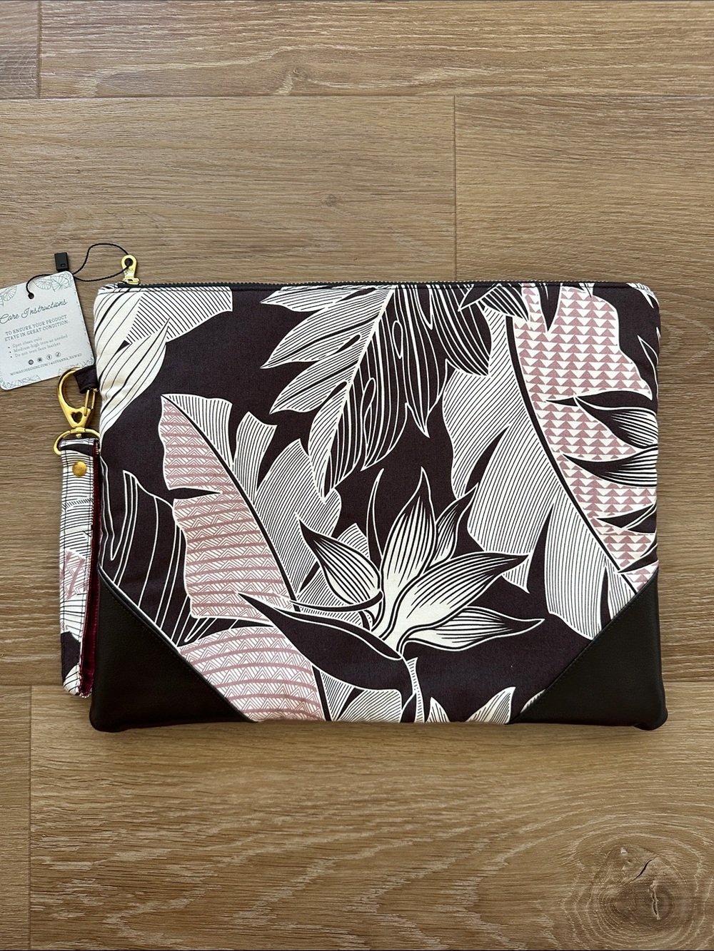 Hawaiian Print Handmade Pouch Wristlet Clutch